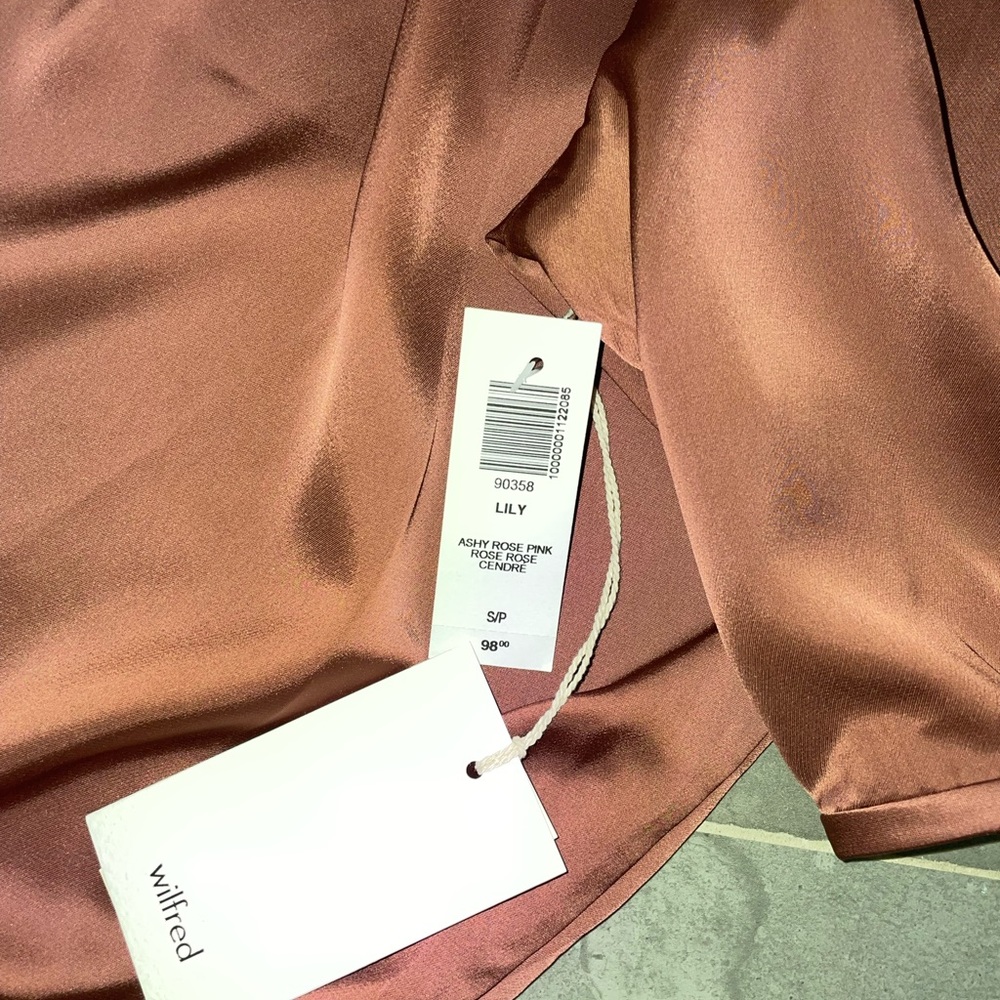 Aritzia Lily Top - Picture 5 of 5
